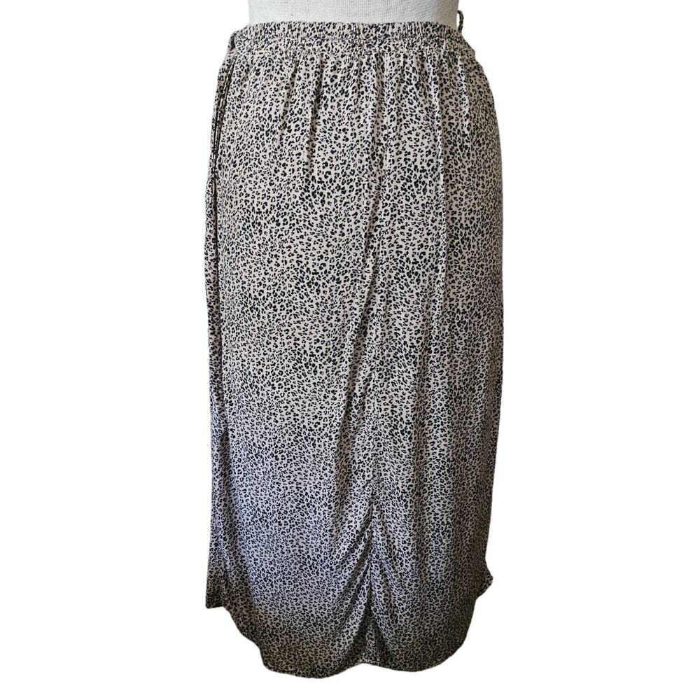 Animal Print Wrap Skirt Size Medium